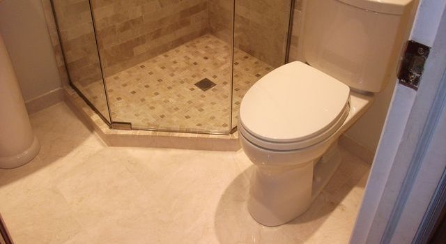 トイレの水漏れが引き起こす日常トラブルと安心環境を守るための正しい対処法