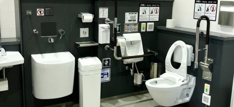 トイレの水漏れが招く住まいへの影響と賢い対策による快適生活の守り方 トイレの水漏れが招く住まいへの影響と賢い対策による快適生活の守り方