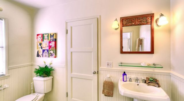 トイレの水漏れが暮らしに与える影響と安心快適な対策と業者選びの極意 トイレの水漏れが暮らしに与える影響と安心快適な対策と業者選びの極意